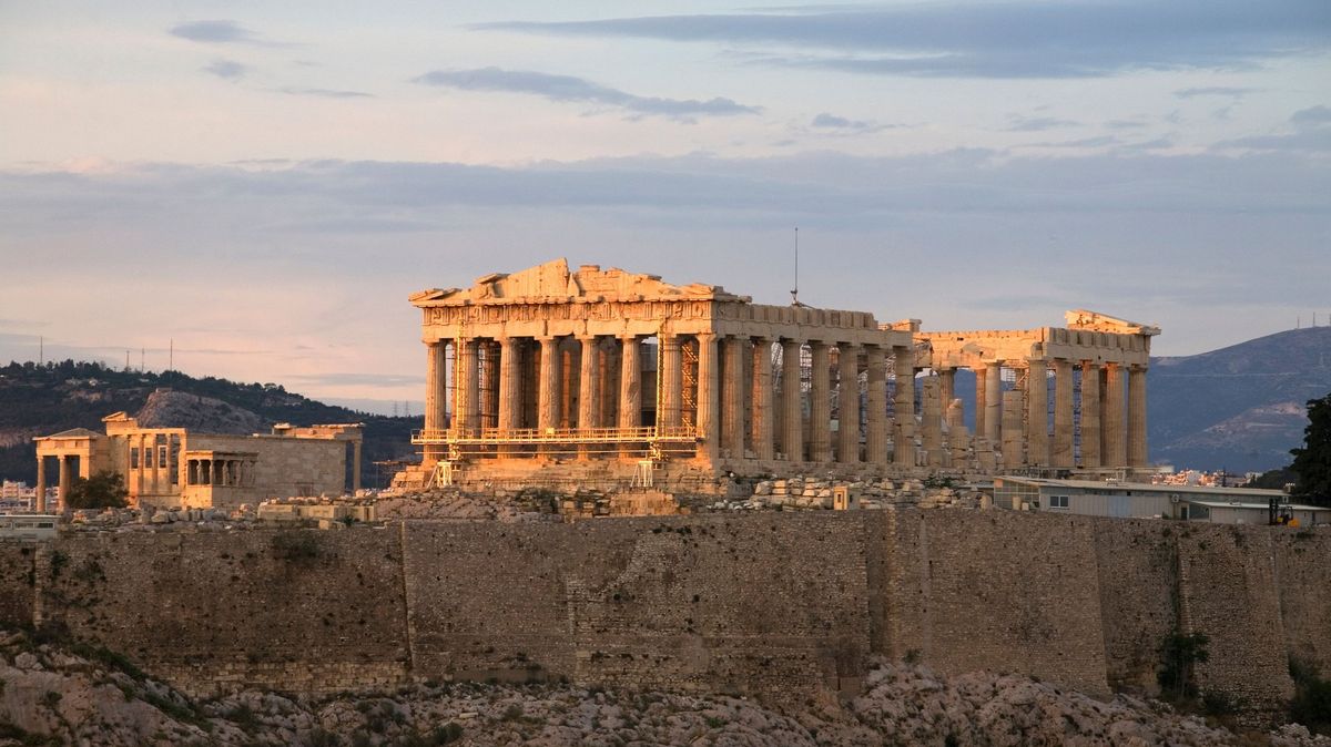 Na athénské Akropoli začal platit limit na počet návštěvníků